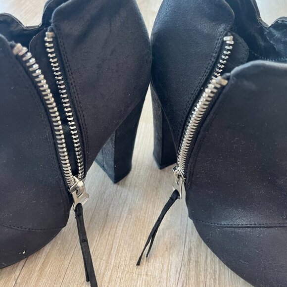 Womens Michael Antonio Black Booties - 10 - Picture 6 of 9